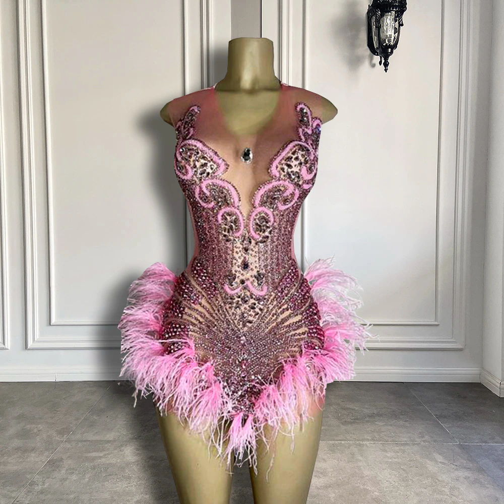 Luxury Sexy See Through Beaded Crystals Birthday Party Short Prom Dress Feather Pink Cocktail Dresses 2023